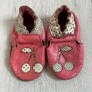 Robeez 0-6 Month Pink Cherries